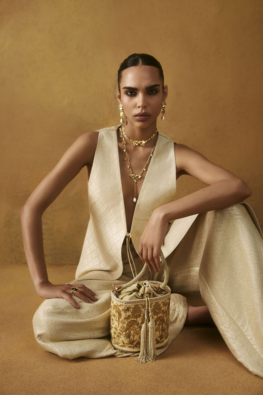 Pichhwai Bucket Bag - Canary Gold, Gold, image 3